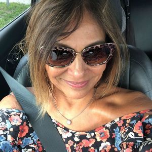 Meet your Posher, Elena